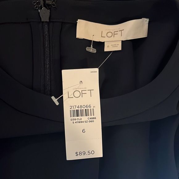 New with tags Ann Taylor Loft Navy Lace Sleeve Dress Sz 6 - Picture 7 of 9